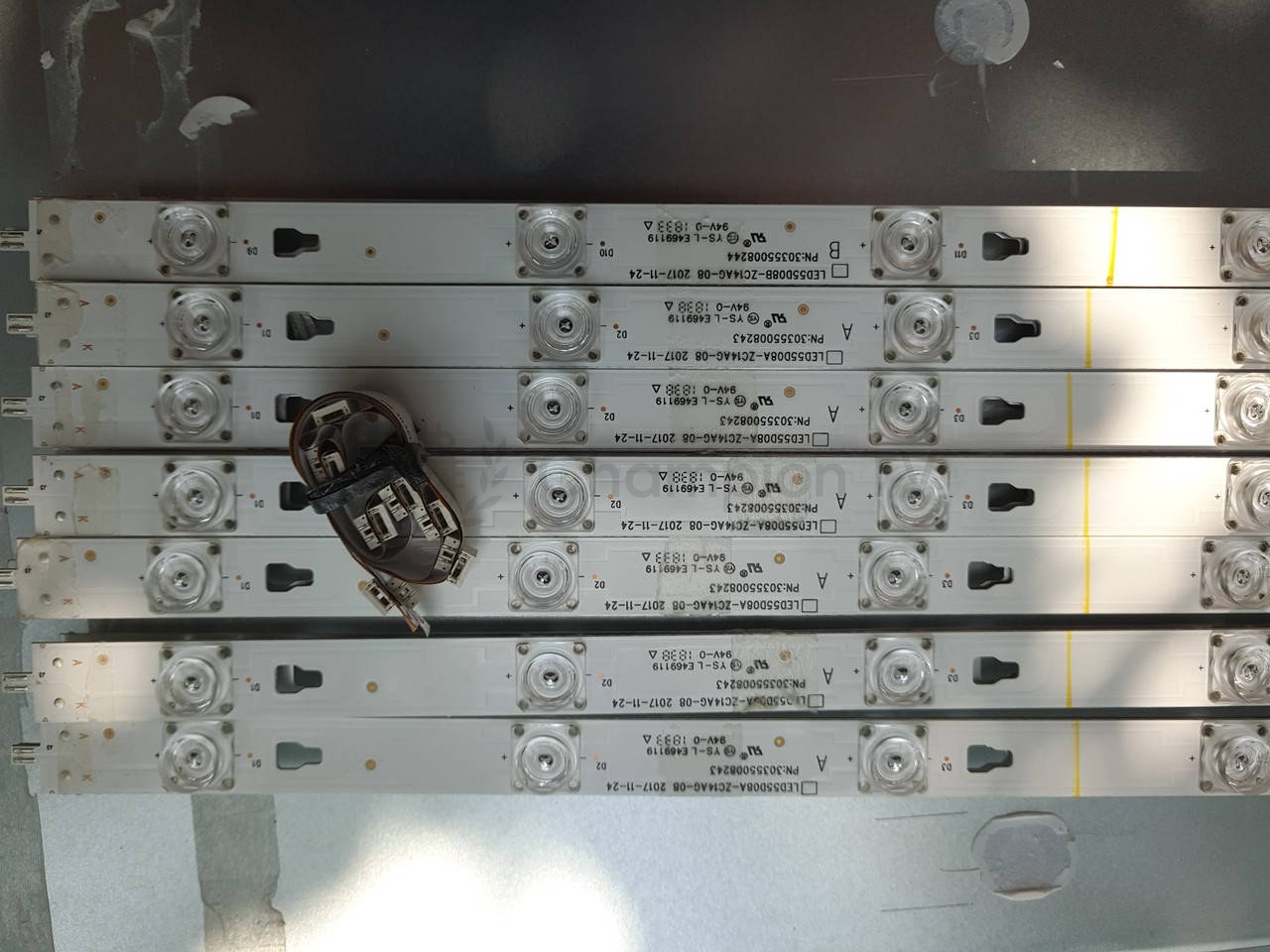 Kivi LED-підсвітка LED55D8A-ZC14CG 55 дюйм 14 планок (7+1), 3V mainboard, новий