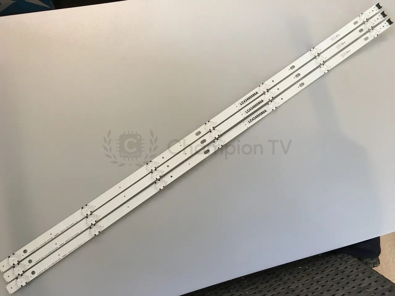 LG LED-підсвітка LC43490086A для 43 дюйм (комплект 3 шт), DRT 43inch A-Type, вживаний