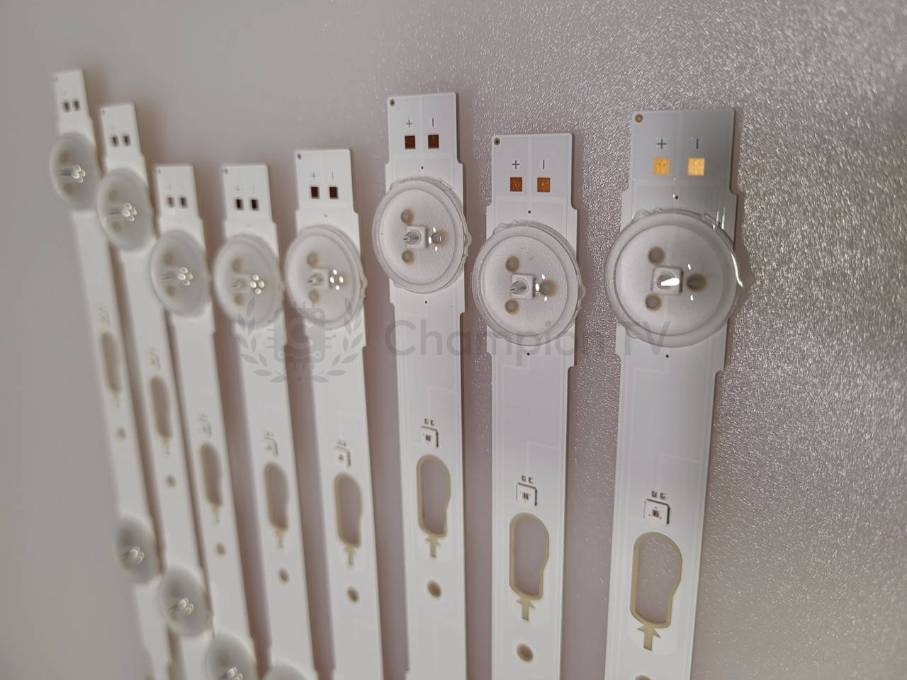 Samsung LED-підсвітка комплект 16 шт BN96-39665A / BN96-39666A для 65" (Новий)