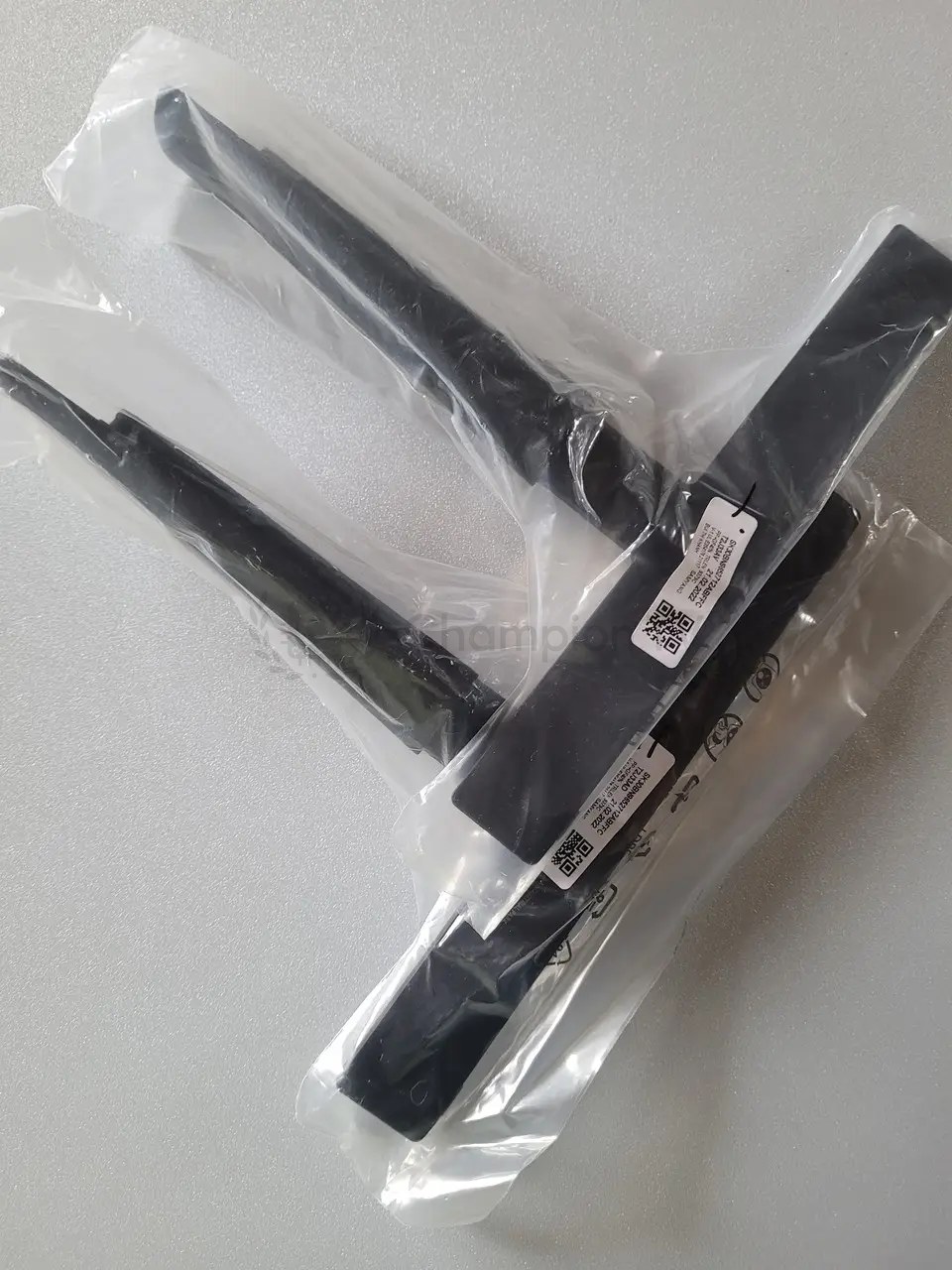 Петлі Samsung CU8000 AU8000 SK6B8812FFC ніжка підставка 50-55 дюйм комплект 2 шт, новий