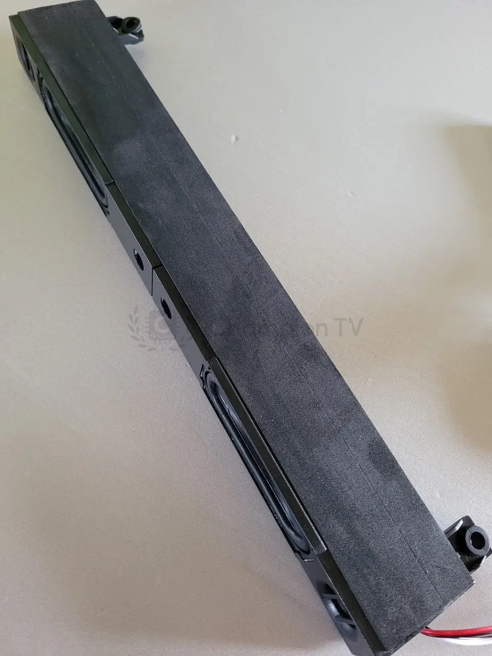 Динаміки KIVI для телевізорів 40" 43" 49" 50" 55" (UR50GU, UK30G, UX10S, U500GU, U600GU), стан вживаний
