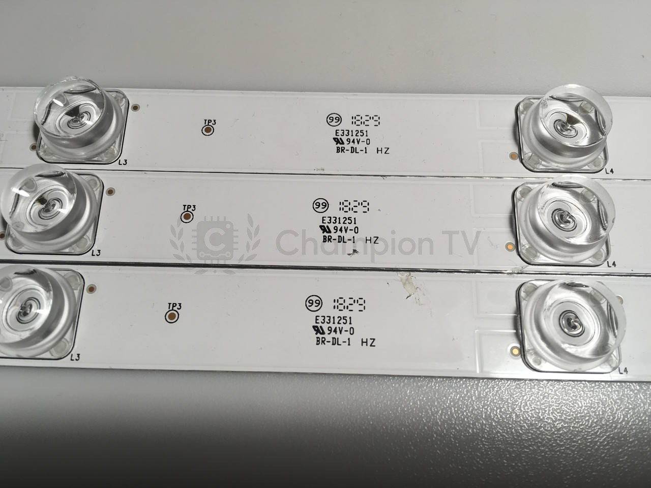 KONKA LED-підсвітка комплект 3 шт RF-AA650E30-0701S-08 для K65U27 (65 дюйм) підставка, новий