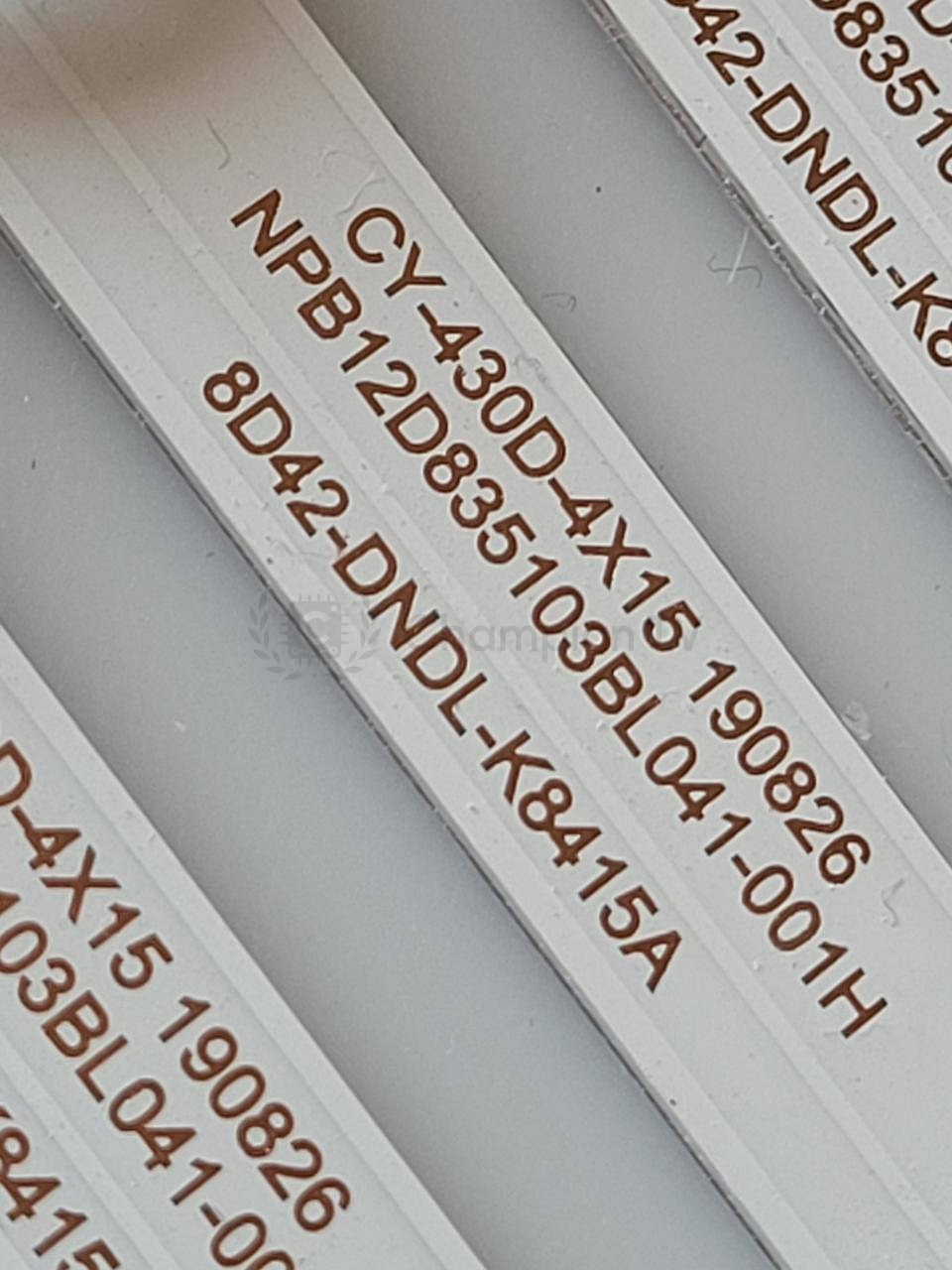 Samsung LED-підсвітка 4 планки 15 діодів E480201 комплект