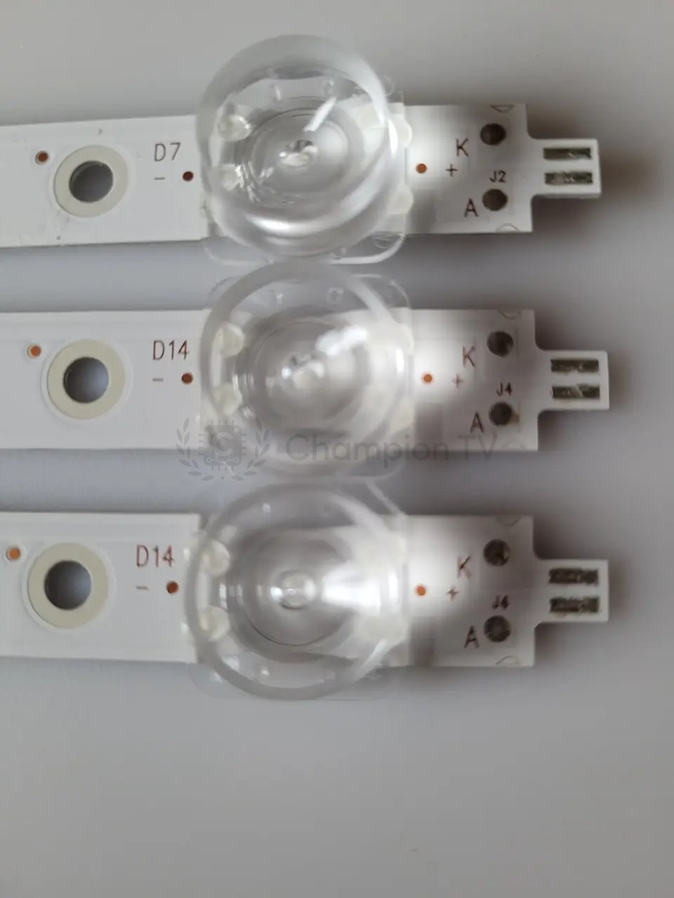 Kivi LED-підсвітка LED39D07A-ZC26AG-01 LED39D07B-ZC26AG-01 комплект 3 шт 40 дюйм, новий