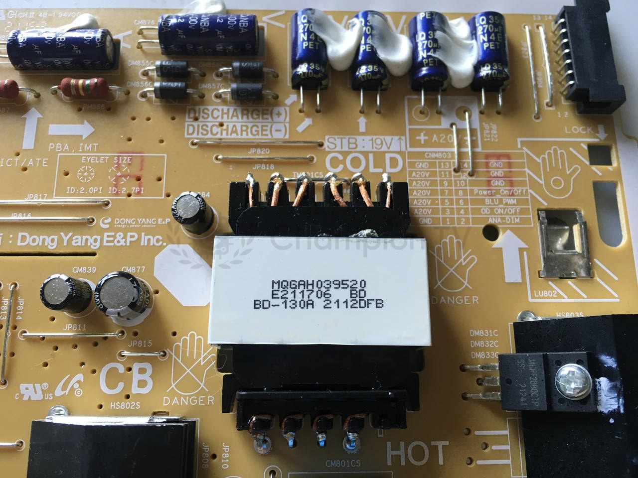 Блок живлення Samsung LS32AM702UNXZA BN44-01096A 32" mainboard, вживані