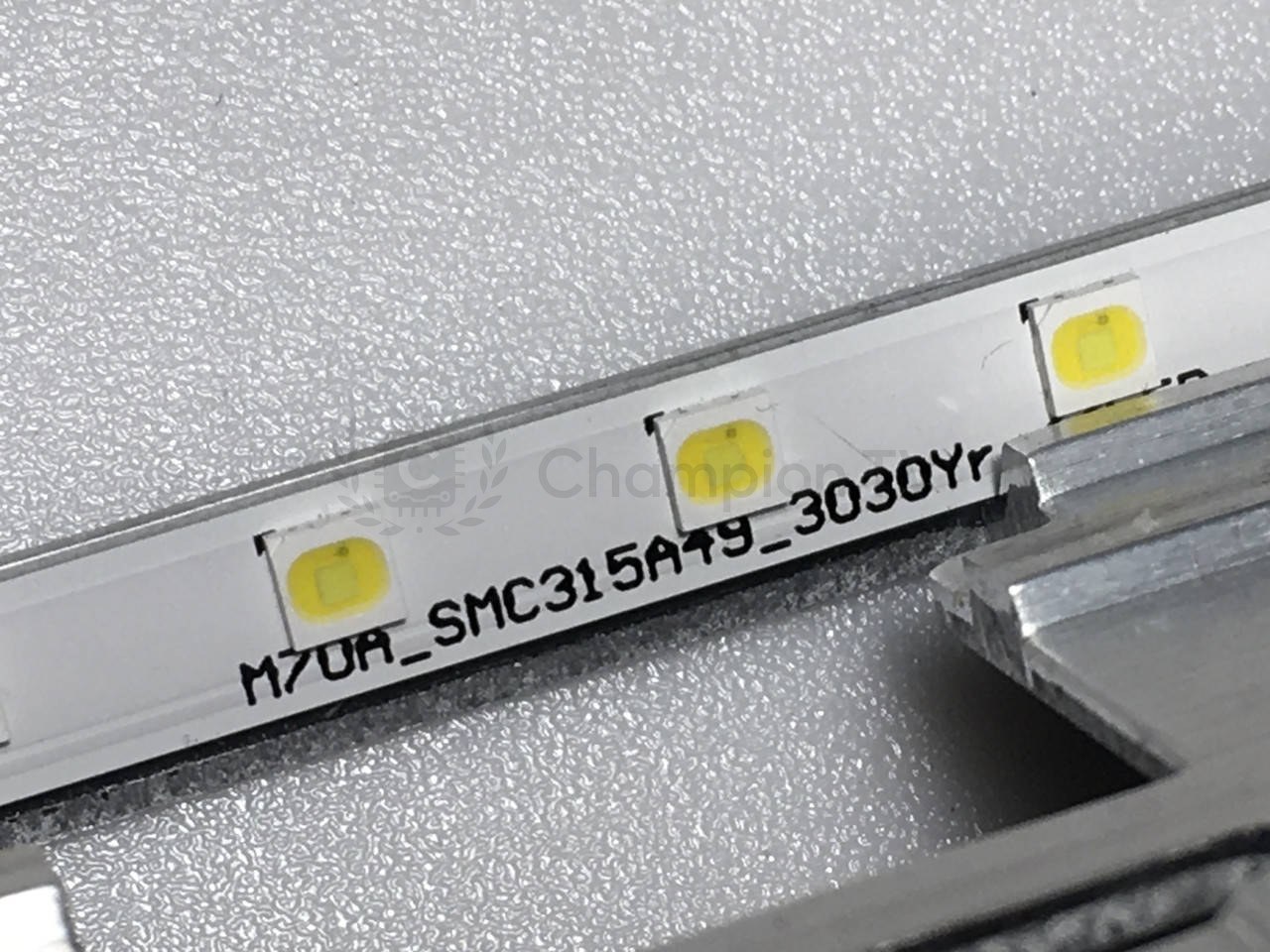 Підсвітка світлодіодна led телевізора BN96-52417A / BN61-17475A002 SG85 / M70A_SMC315A49_3030YR / 66LEDS_REV1.