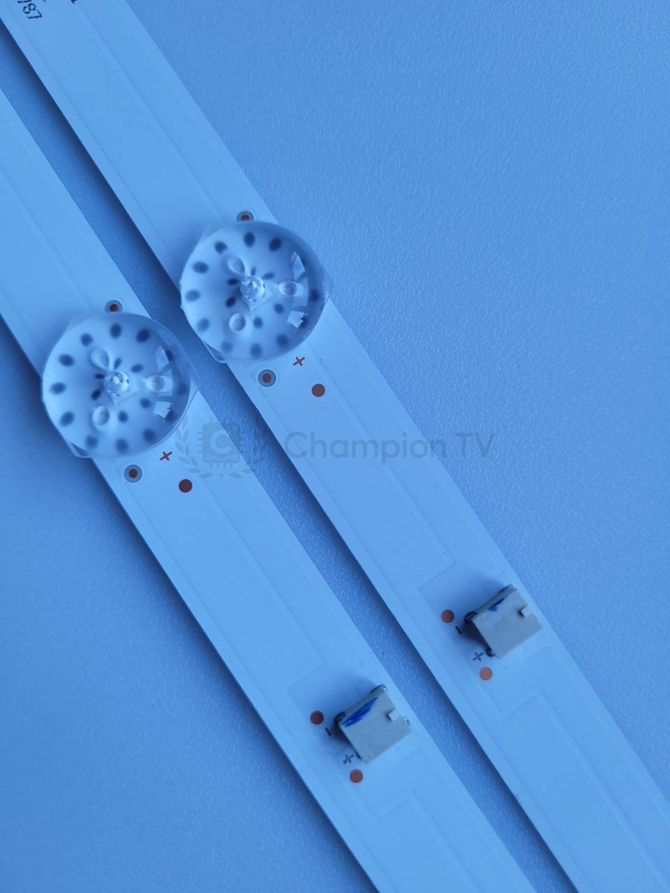 Bravis LED-32G5000 LED-підсвітка LB-C320X18-E5C-S-G01-XRD1 комплект 2 шт планки, новий