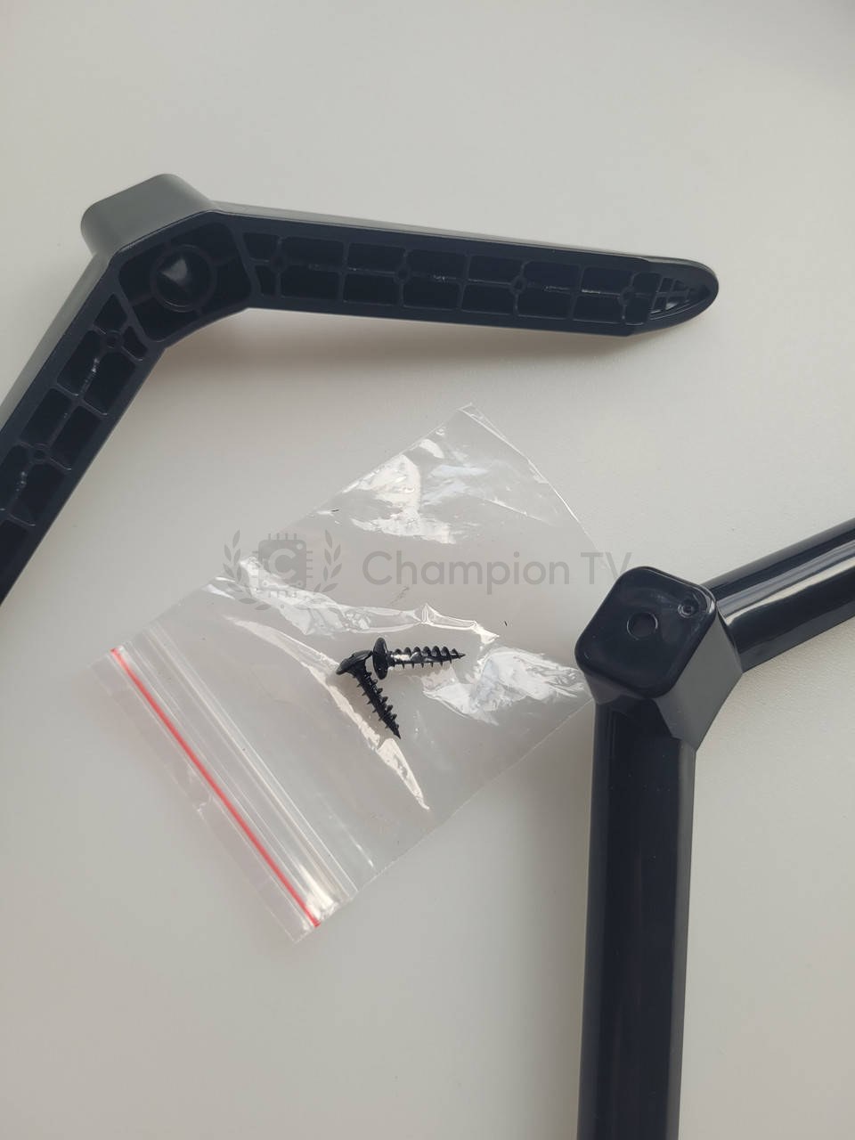 OzoneHD 32HN22T2 ніжка підставка 32 дюйми комплект 2 шт, нова