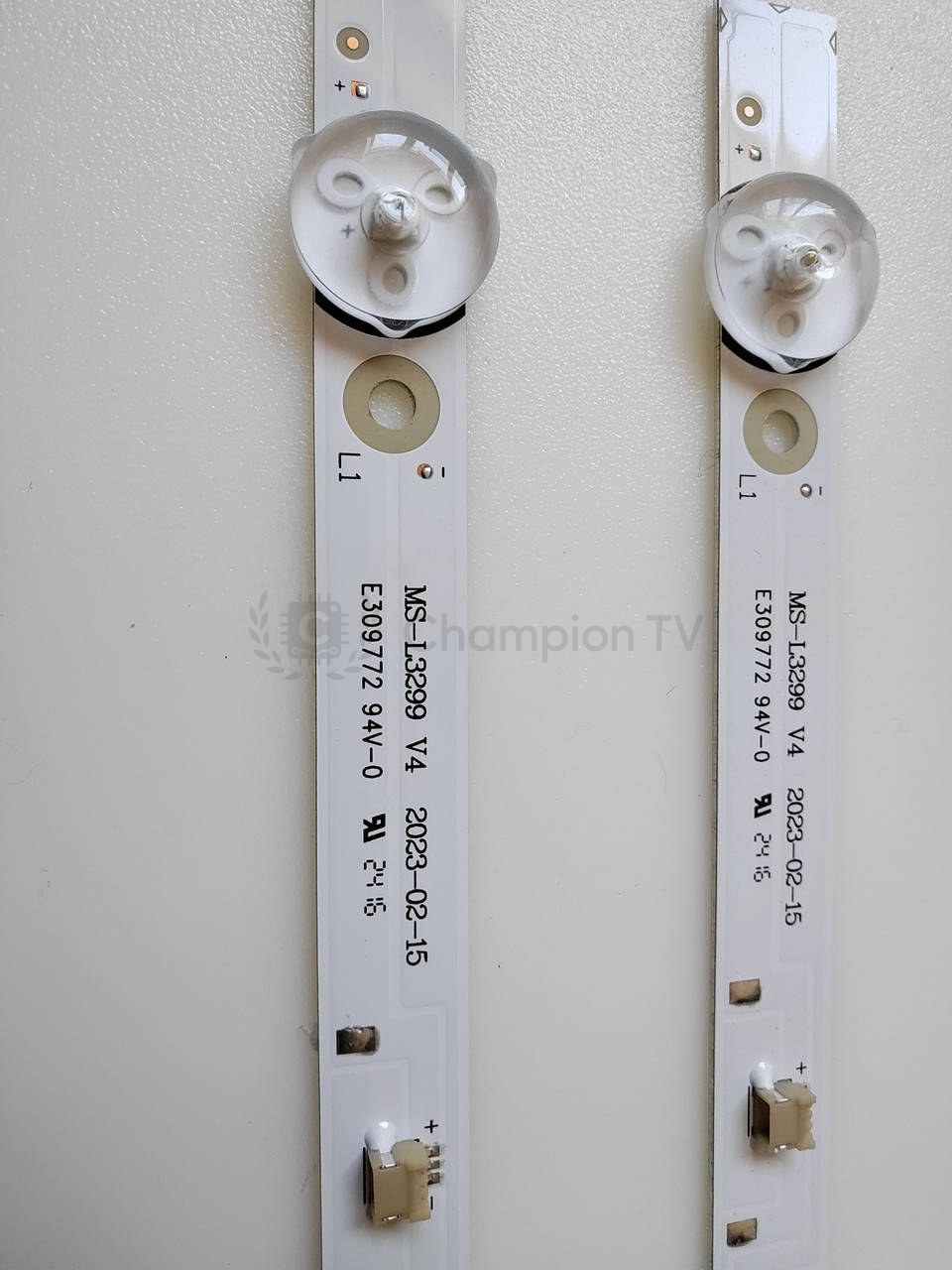 Samsung LED-підсвітка MS-L3299 V4 комплект 2 шт 32 дюйма (6V), 2023