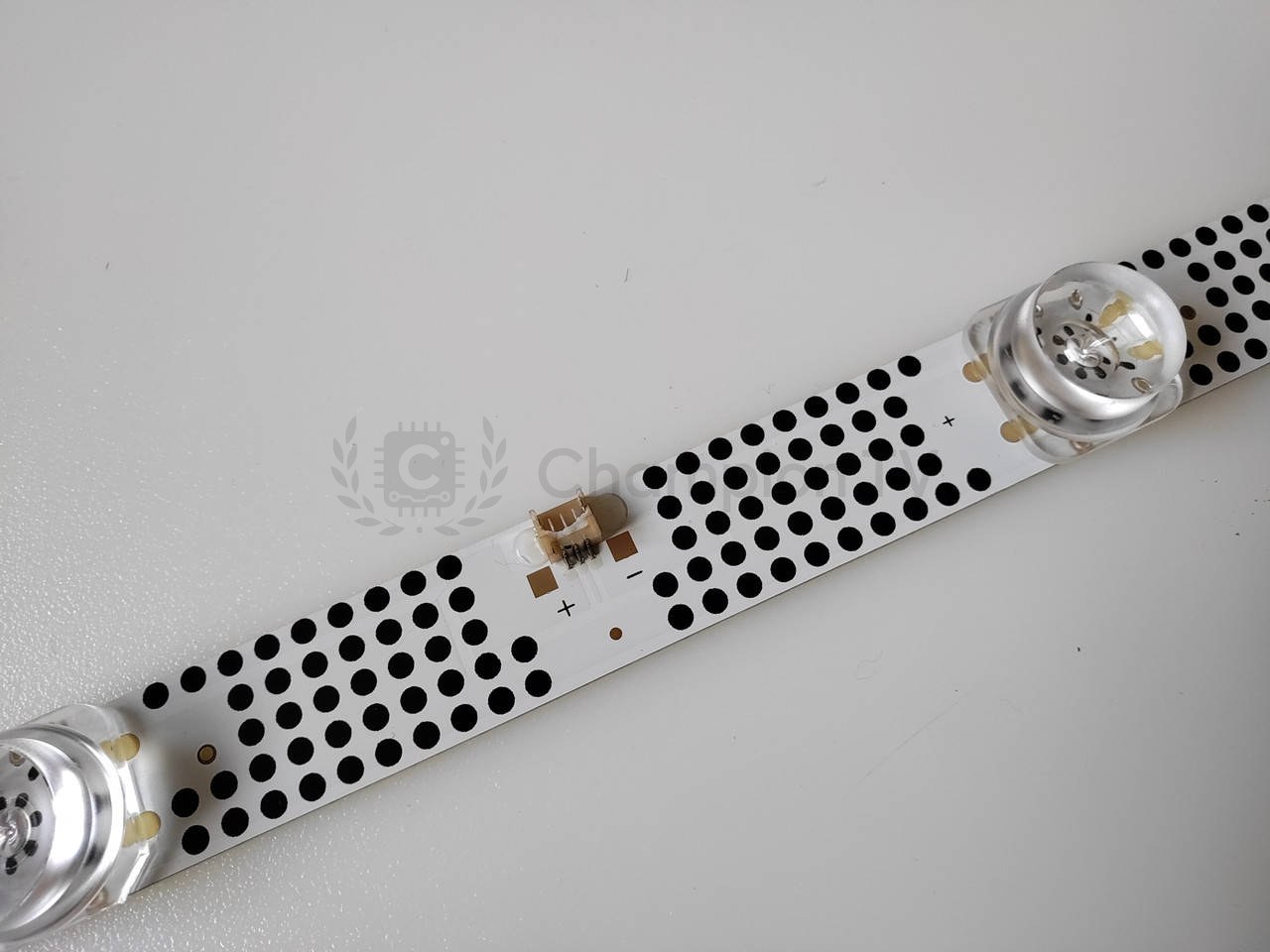 Samsung LED-підсвітка JJ-0828-D40030901AM-S 40 дюйм 1 планка (9 діодів), Новий
