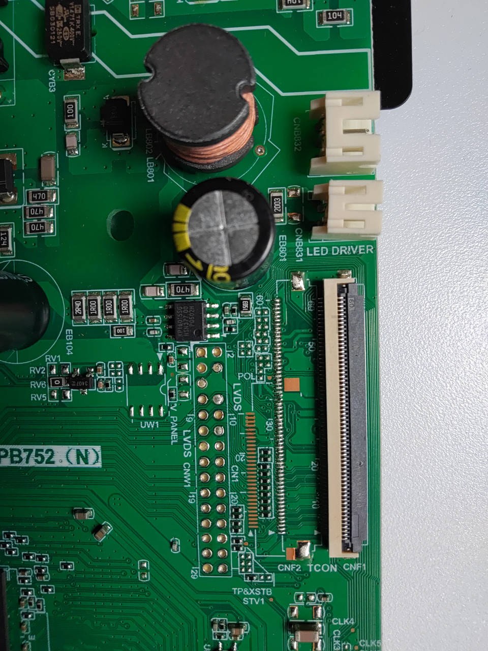 Системна плата Ten Pao TP.HV352T.PB752(N) для Milano 32HDT2S12N24 32" mainboard, нова
