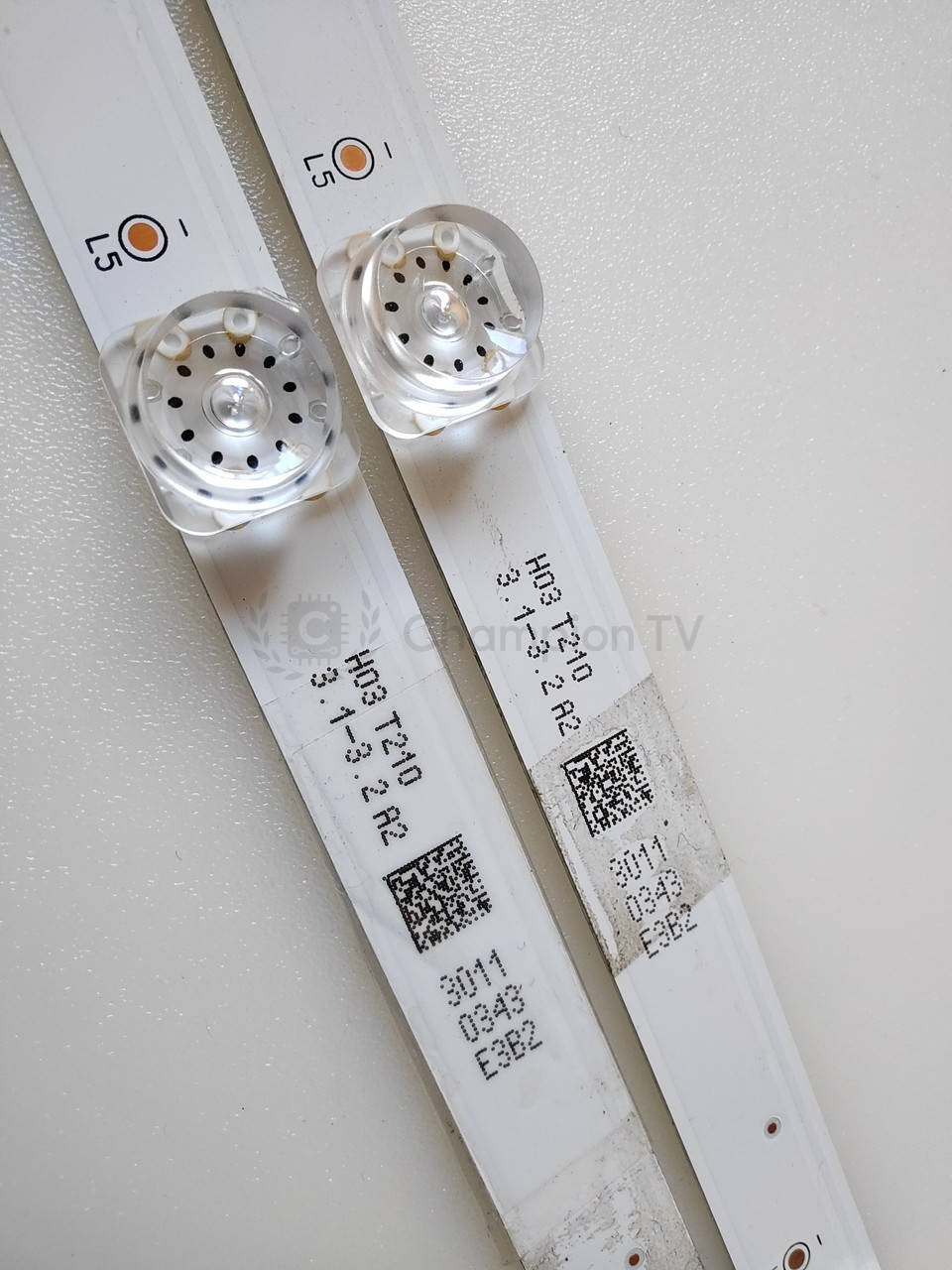 Nokia LED-підсвітка 2 планки RF-CF320010SE30-0601 для FN32GV310 32 дюйм, новий