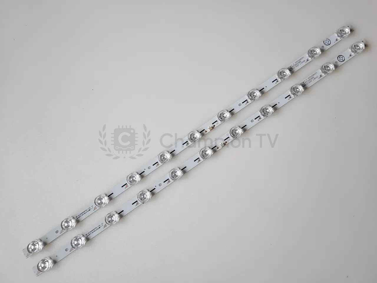 Nokia LED-підсвітка RF-HL320004SF30-1101 комплект 2 шт 32 дюйм для FN32GV310 VESTEL, новий