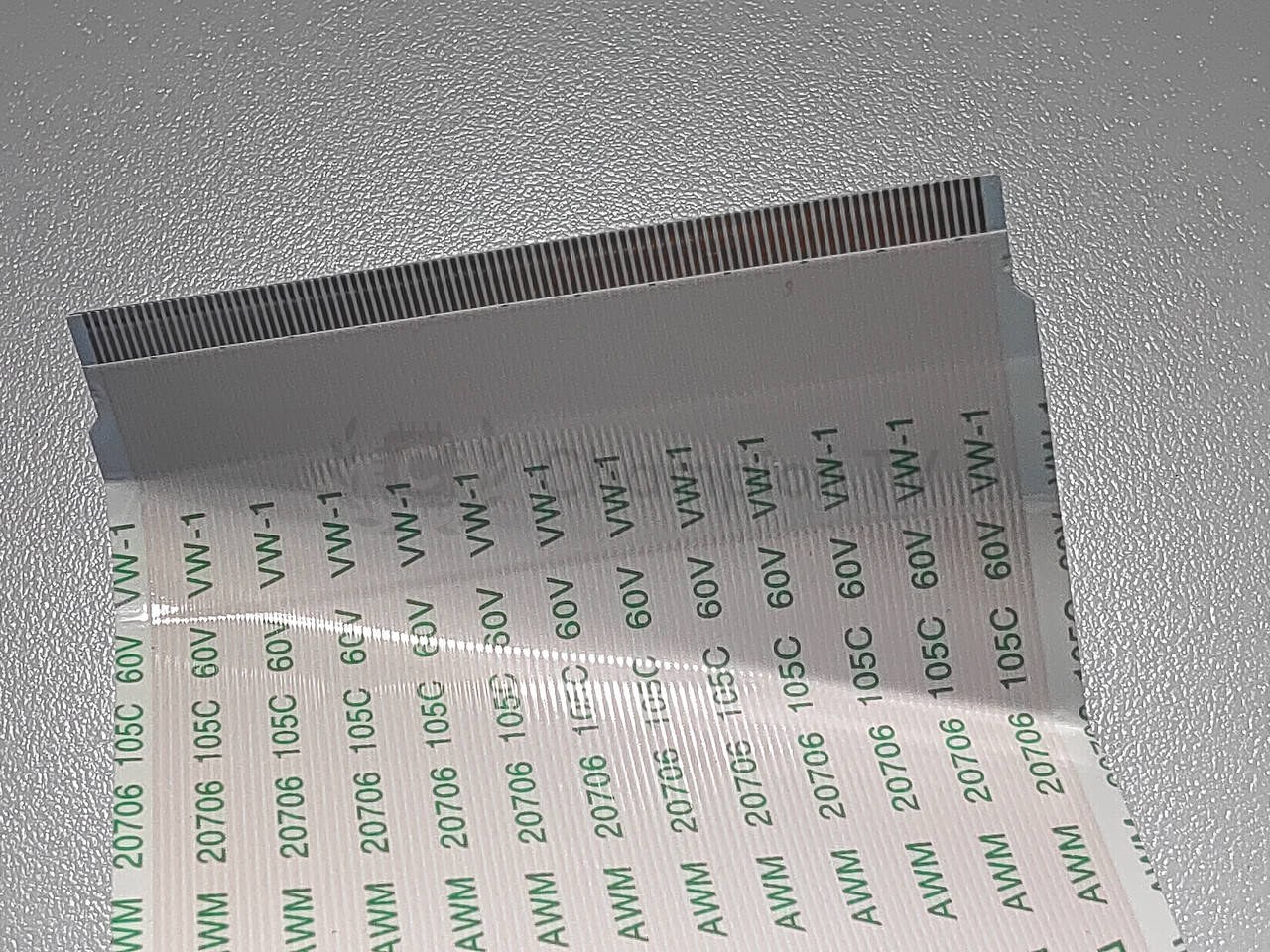 Шлейф LVDS T-con JHYCN E485813 AWM 20706 105C 60V VW-1