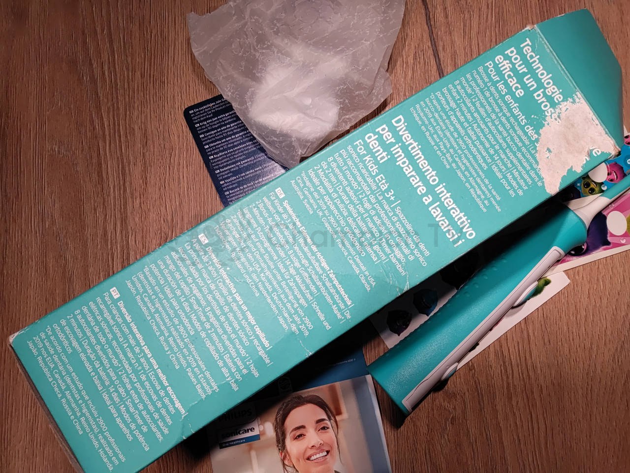 Електрична зубна щітка Philips Sonicare For Kids, знижка