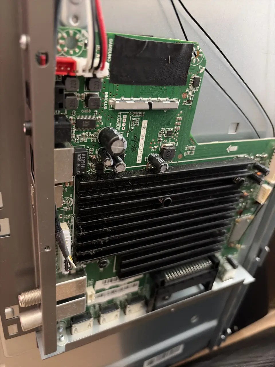 Системна плата Kivi 65UP50GU HK.T.RT2851V09 mainboard, вживана