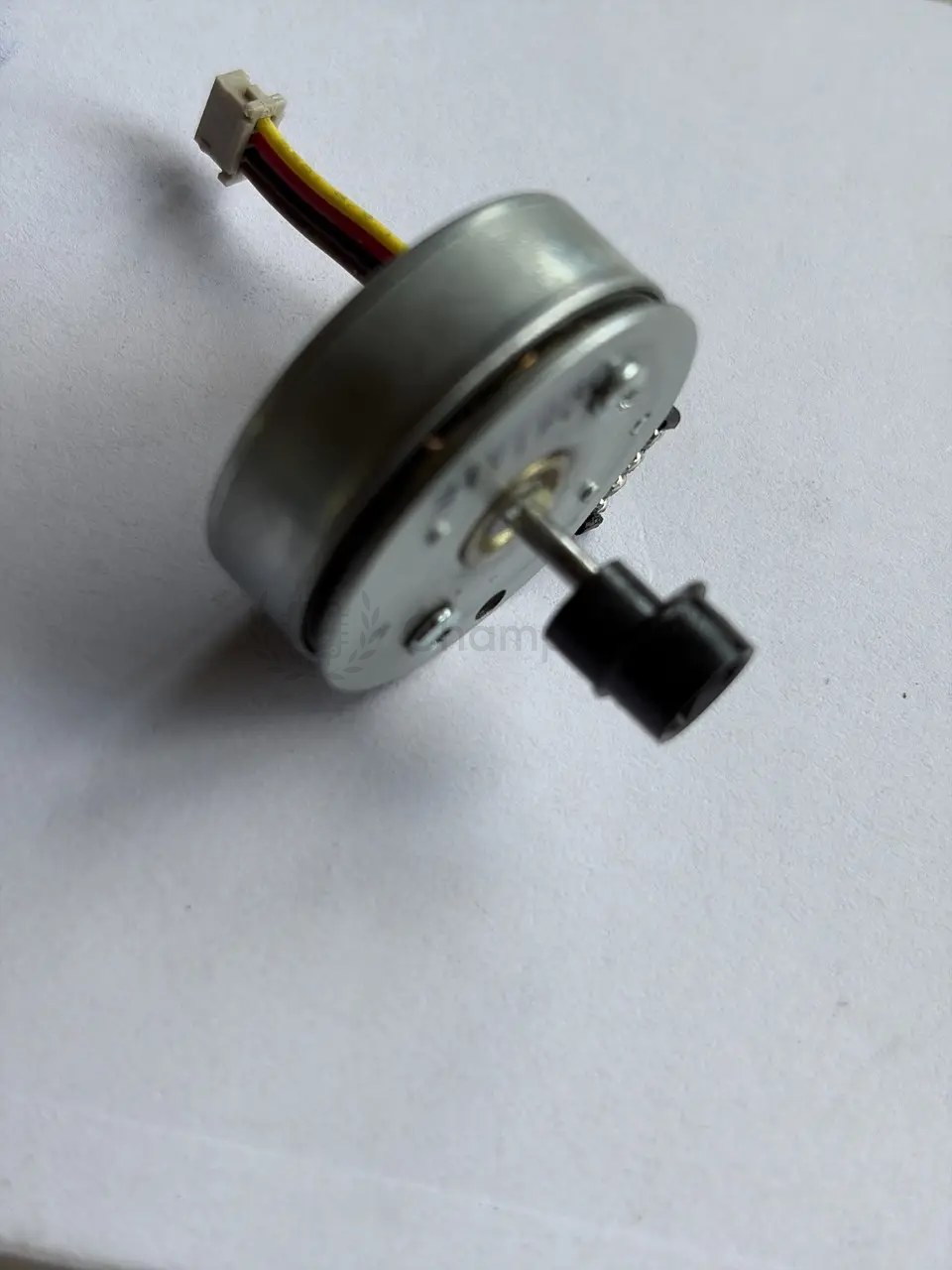Мікродвигун MITSUMI 0961A1E 3JV1000 12V 14000 RPM 3-фазний зовнішній ротор, вісь 2мм, новий