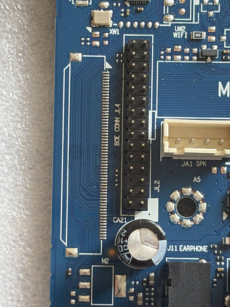 Системна плата mainboard CV352-E42 для 32LED3200 32" LED TV