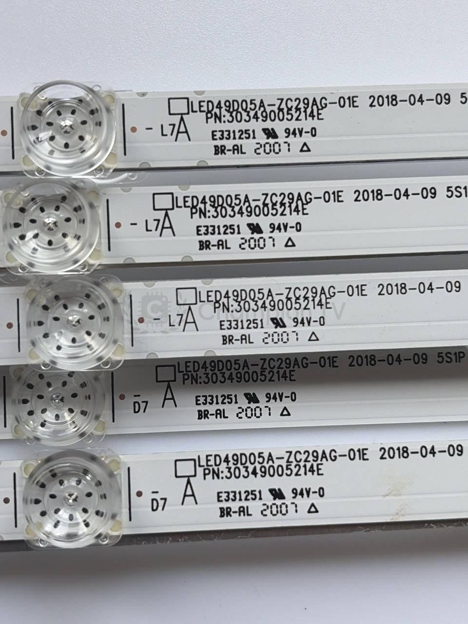 KIVI LED-підсвітка LED49D05A-ZC29AG-01E комплект 9 шт 49-50 дюйм (подсветка), новий
