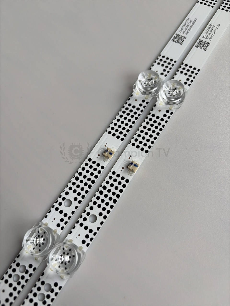 Samsung LED-підсвітка комплект JJ-0828-D43030901EM-S 43" (подсветка), нова