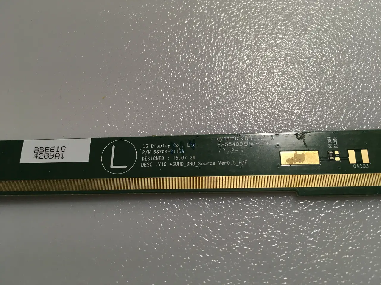 LG DISPLAY v16 43 uhd 6870S-2117A & 6870S-2116A PCB BUFFER BOARD (L & R)
