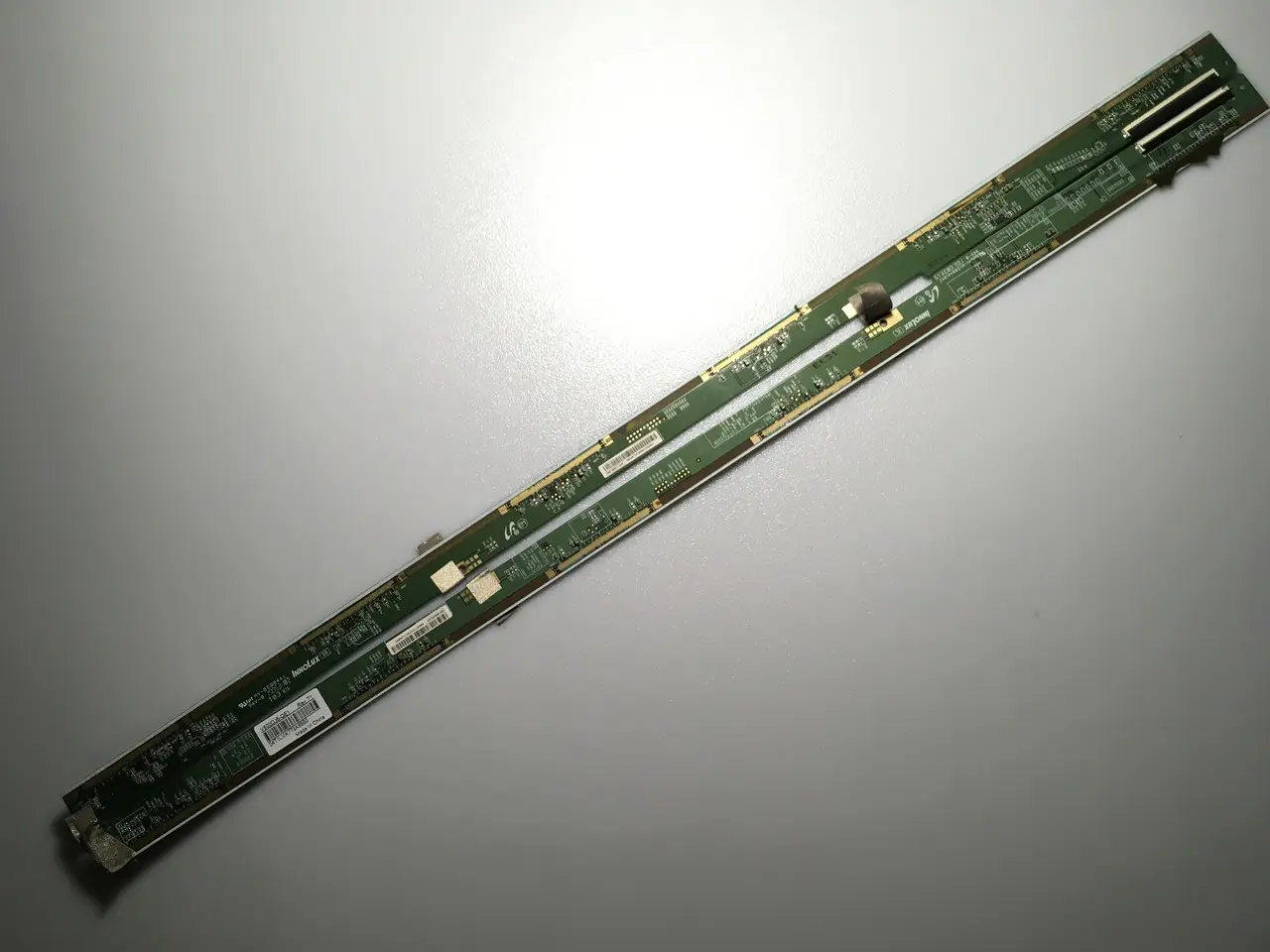 Innolux V500DJ6-QE1 rev.T1 DISPLAY 50uhd BUFFER BOARD (L & R)