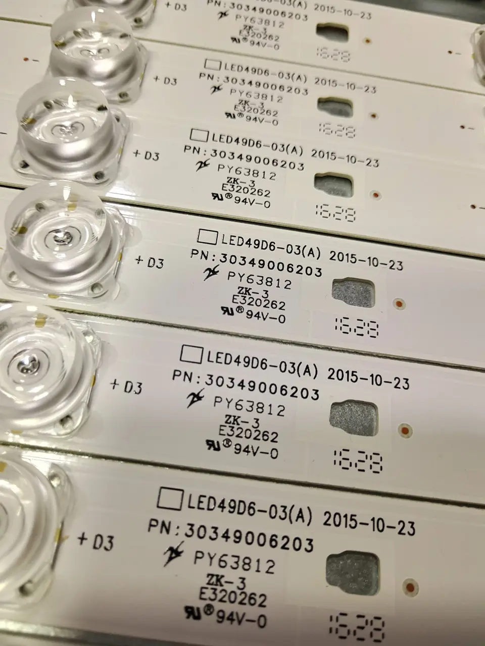 Підсвітка телевізора 1 планка Kivi 49uk30g по 6 діодів led49D6-03A 30349006203 б/у