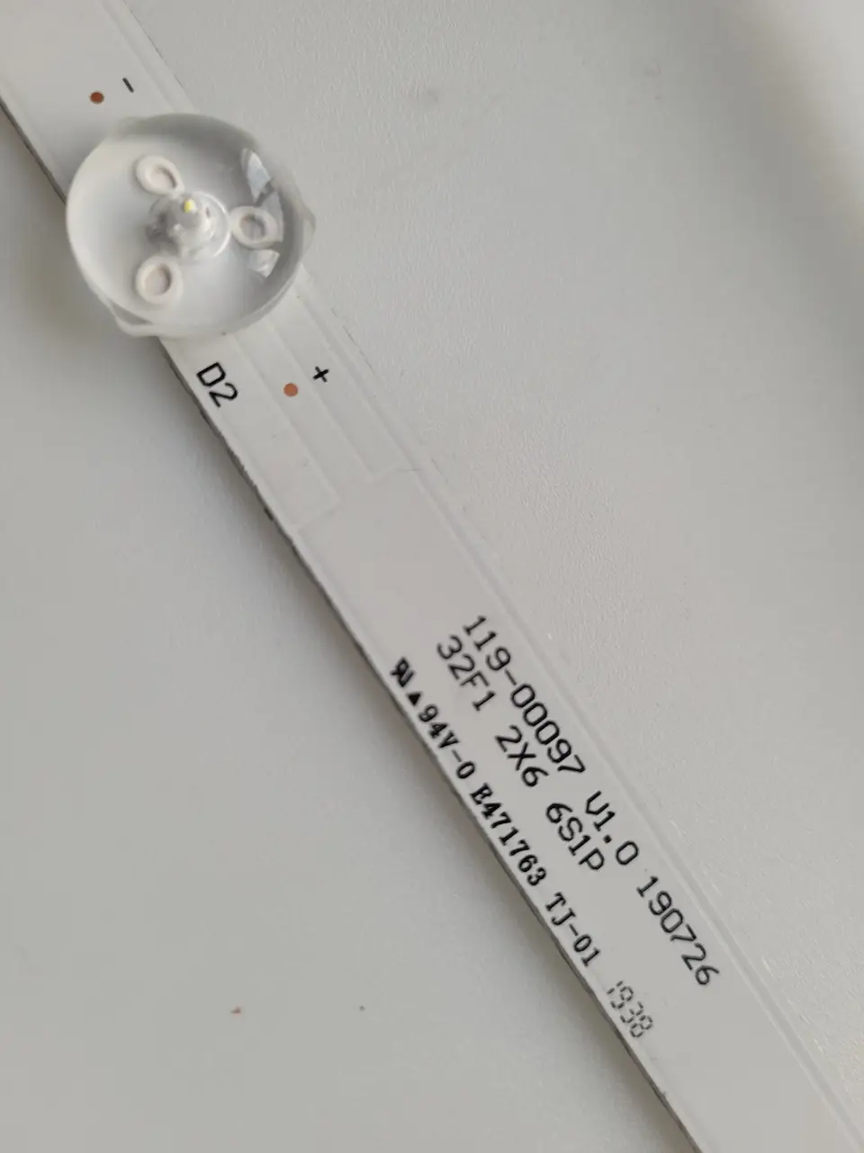 Світлодіодна підсвітка led телевізора 119-00097 V1.010726 32F1 2X6 6S1P HS-3080532F10DTZ001-BA22