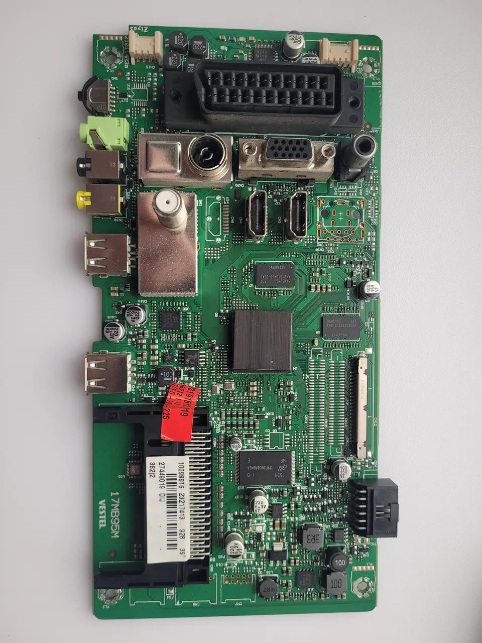 Системна плата телевізора PANASONIC TX-39CW304 17MB95M