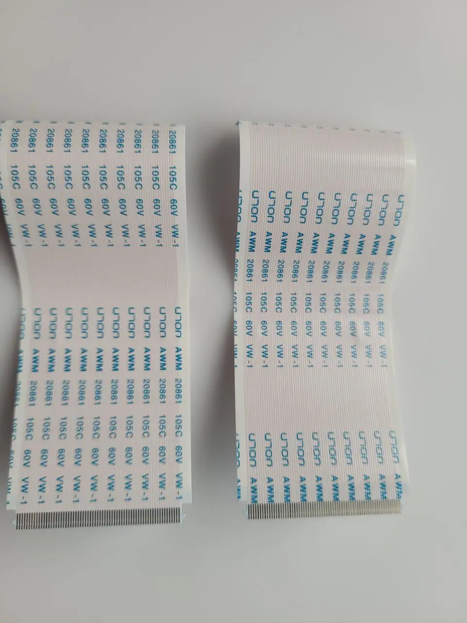Шлейф LVDS 20861 UNON AWM оригінальний кабель