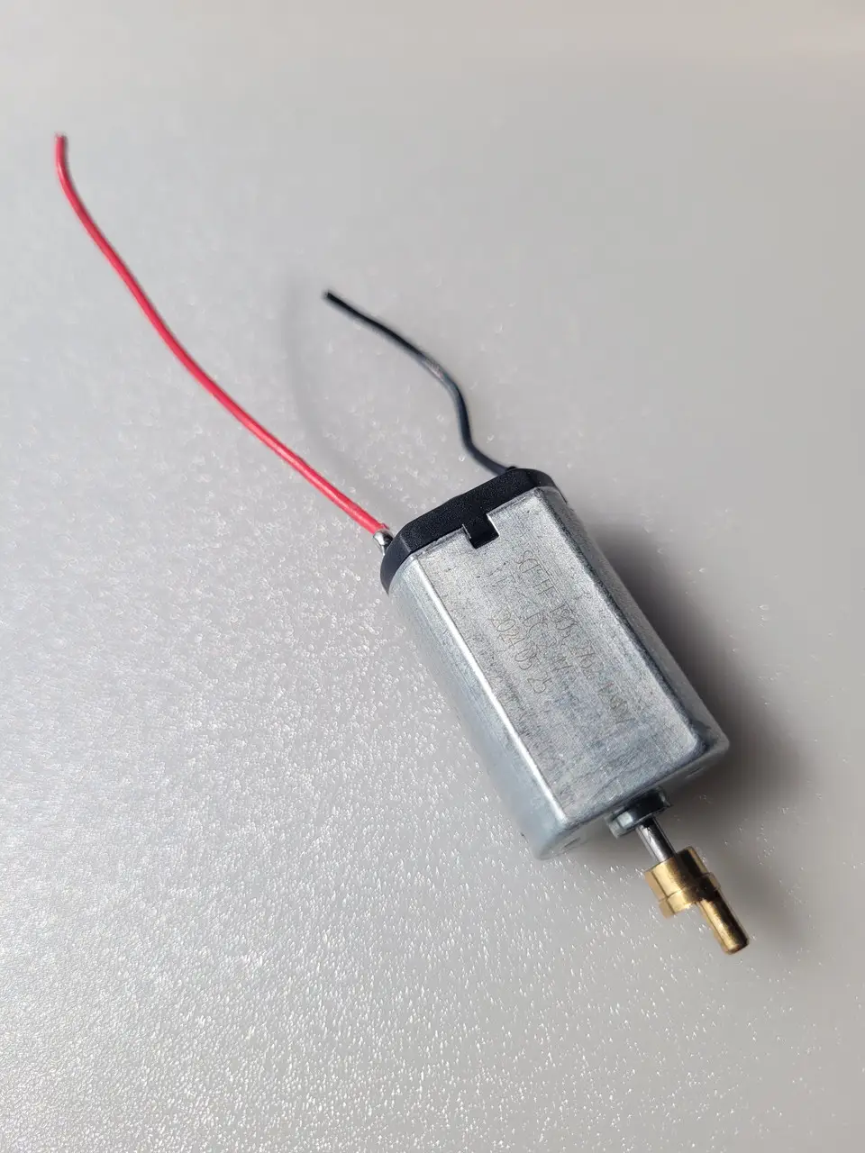 Мікродвигун SCF FF-180S-2762 DC 1.5V 2.4V 10800RPM